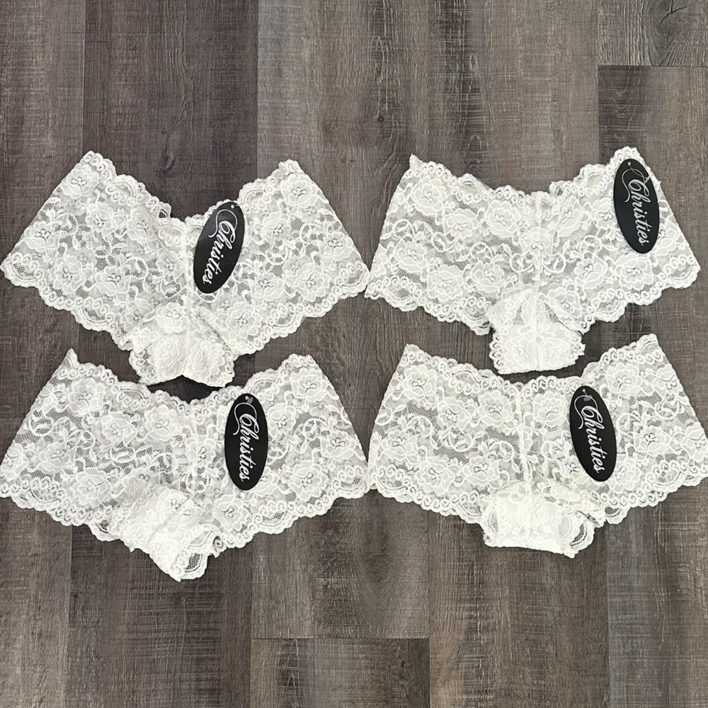 New Set of 4 Women’s Size Small White Lace Cheeky Hipster Panties Underwear